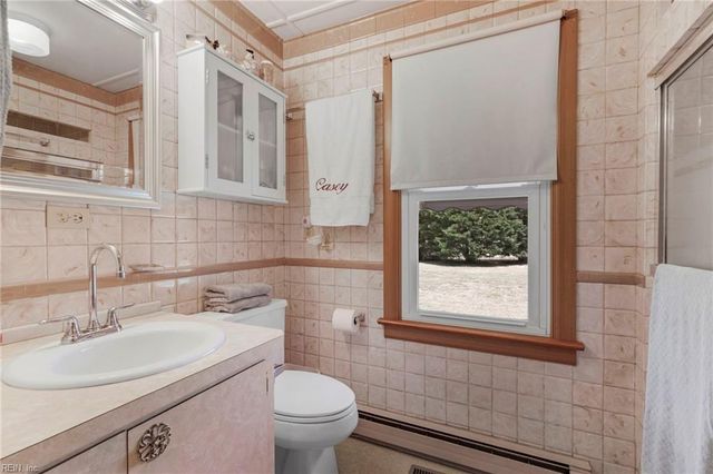 6 Langley ST, Poquoson, VA 23662