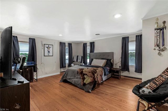 6 Langley ST, Poquoson, VA 23662