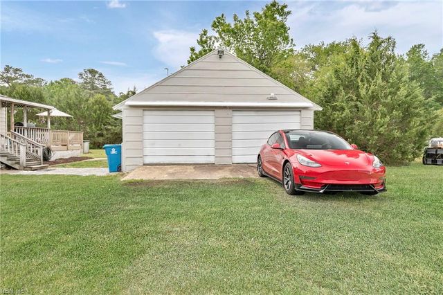 6 Langley ST, Poquoson, VA 23662