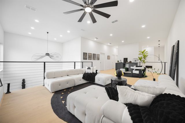 3343 Parvia Avenue, Dallas, TX 75212