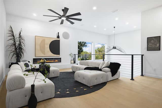 3343 Parvia Avenue, Dallas, TX 75212