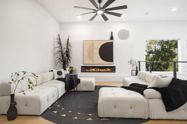 3343 Parvia Avenue, Dallas, TX 75212