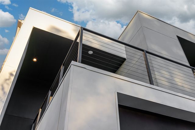 3343 Parvia Avenue, Dallas, TX 75212