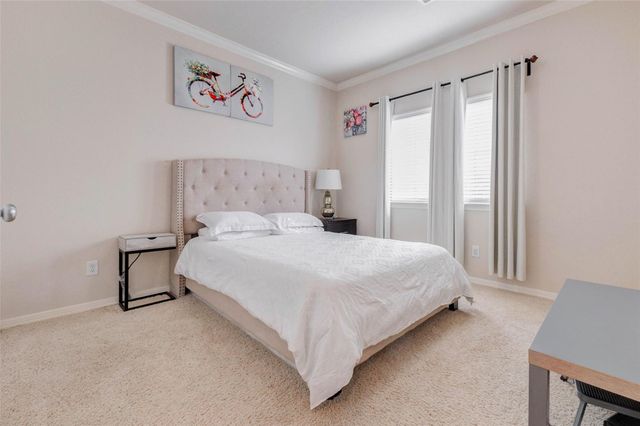 3043 Royal Oaks Grove, Houston, TX 77082