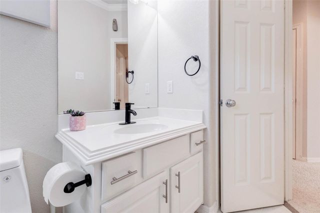 3043 Royal Oaks Grove, Houston, TX 77082