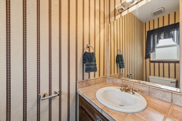 10719 Albury Drive, Houston, TX 77096