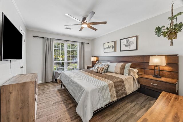 10719 Albury Drive, Houston, TX 77096