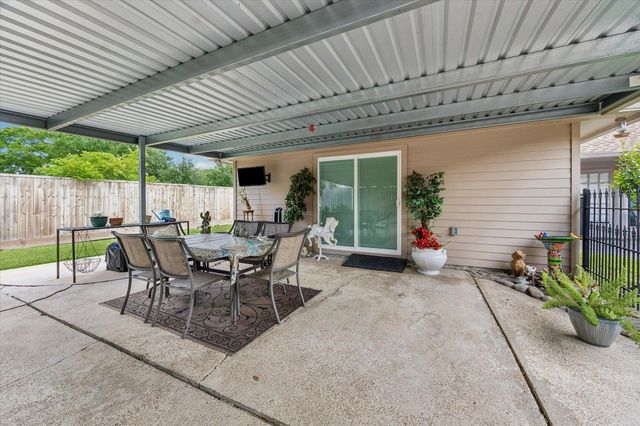 10719 Albury Drive, Houston, TX 77096