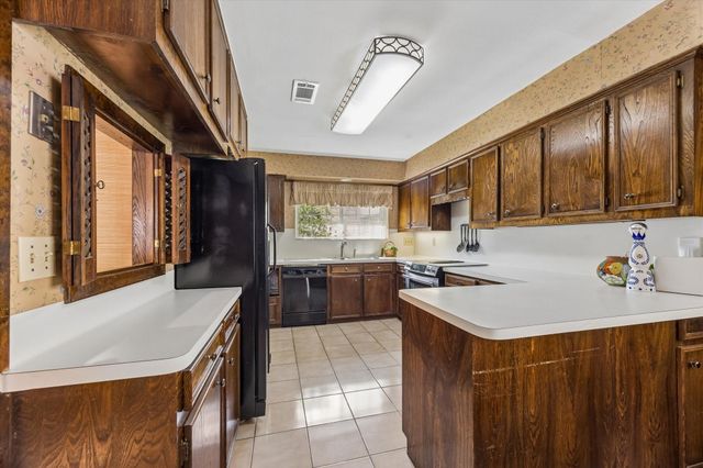 10719 Albury Drive, Houston, TX 77096