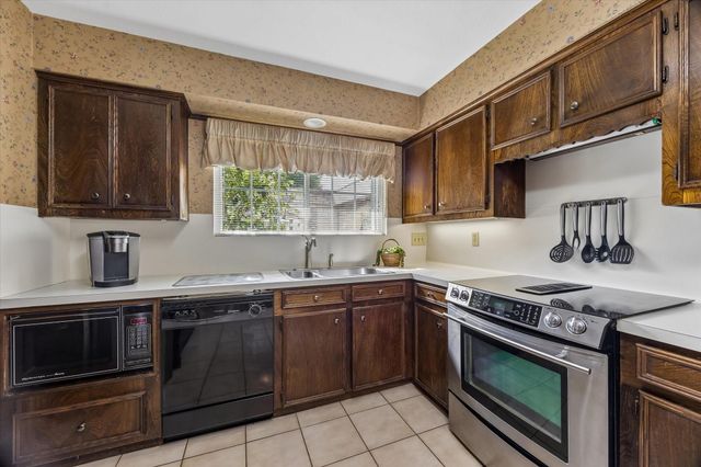 10719 Albury Drive, Houston, TX 77096