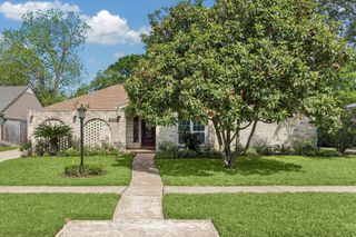 10719 Albury Drive, Houston, TX 77096