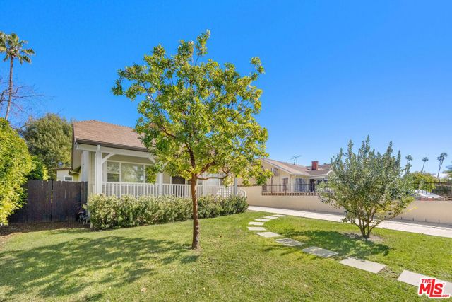 2717 W Avenue 30, Los Angeles, CA 90065