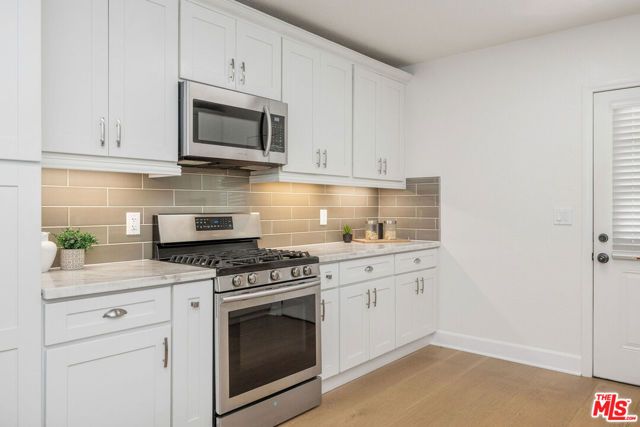 2717 W Avenue 30, Los Angeles, CA 90065