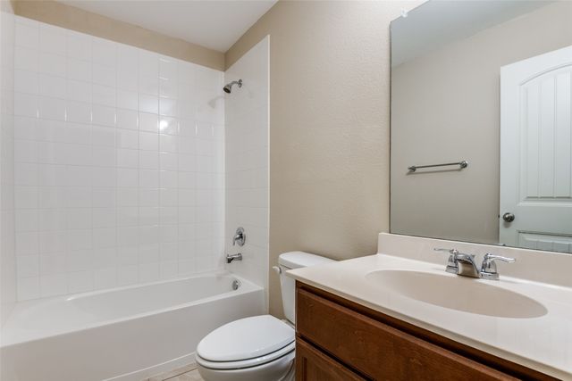 1056 Decker Drive, Fate, TX 75189