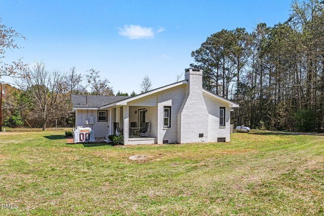 1768 Old Hinton Road, Princeton, NC 27569