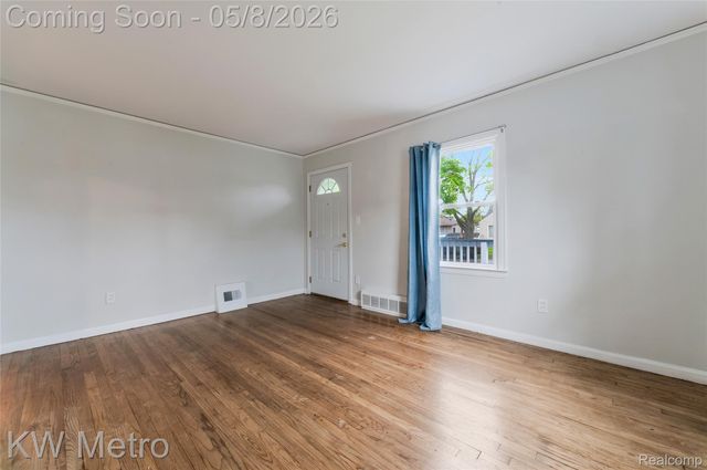 13631 Kingston Street, Oak Park, MI 48237