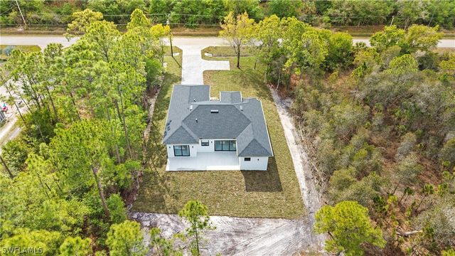 3335 66th AVE NE, Naples, FL 34120