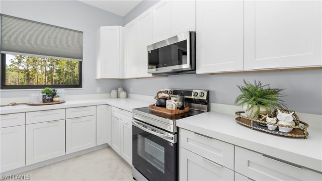 3335 66th AVE NE, Naples, FL 34120