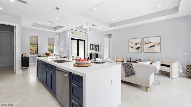 3335 66th AVE NE, Naples, FL 34120