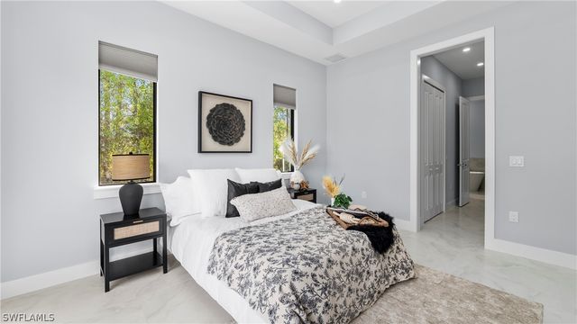 3335 66th AVE NE, Naples, FL 34120