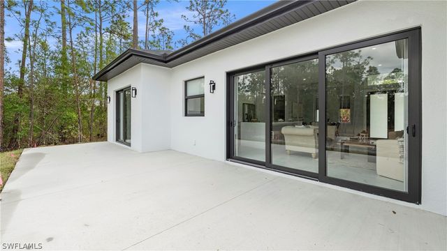 3335 66th AVE NE, Naples, FL 34120