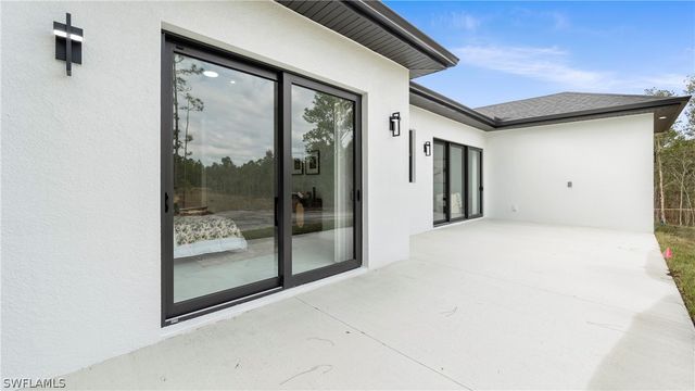 3335 66th AVE NE, Naples, FL 34120