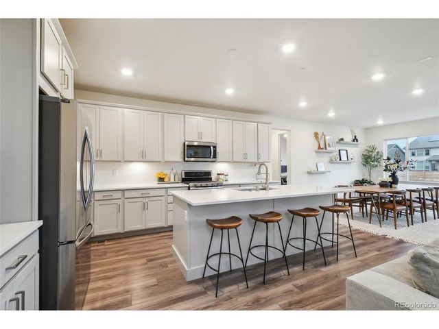 9989 Victor St, Commerce City, CO 80022