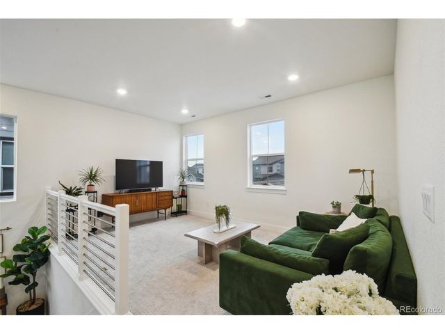 9989 Victor St, Commerce City, CO 80022