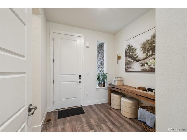 9989 Victor St, Commerce City, CO 80022