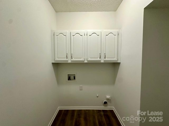 13809 Stephendale Drive, Charlotte, NC 28273