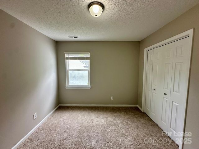 13809 Stephendale Drive, Charlotte, NC 28273