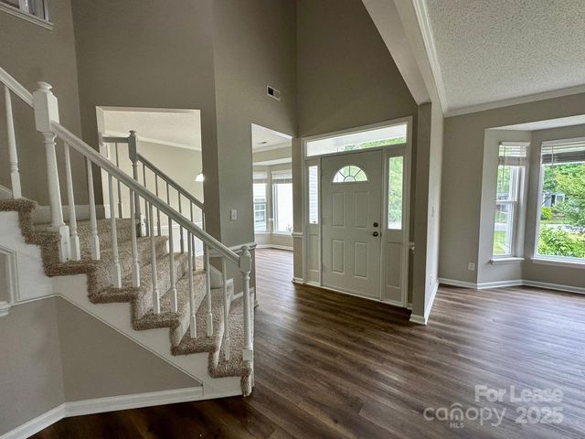 13809 Stephendale Drive, Charlotte, NC 28273