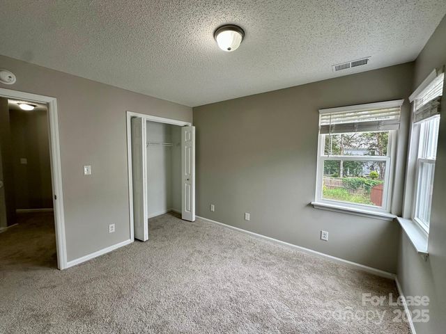 13809 Stephendale Drive, Charlotte, NC 28273