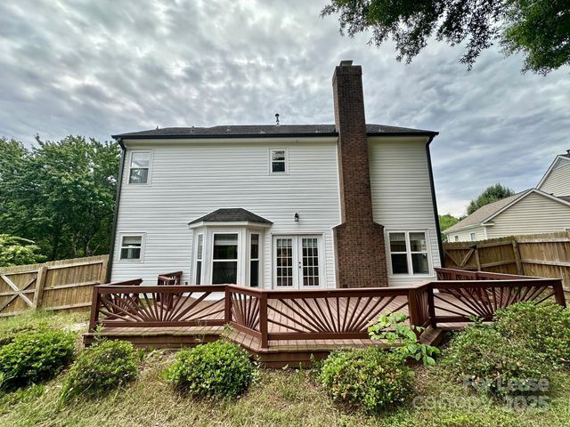 13809 Stephendale Drive, Charlotte, NC 28273