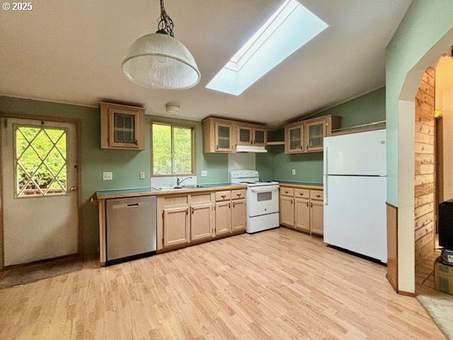 179 OUTER Dr, Florence, OR 97439