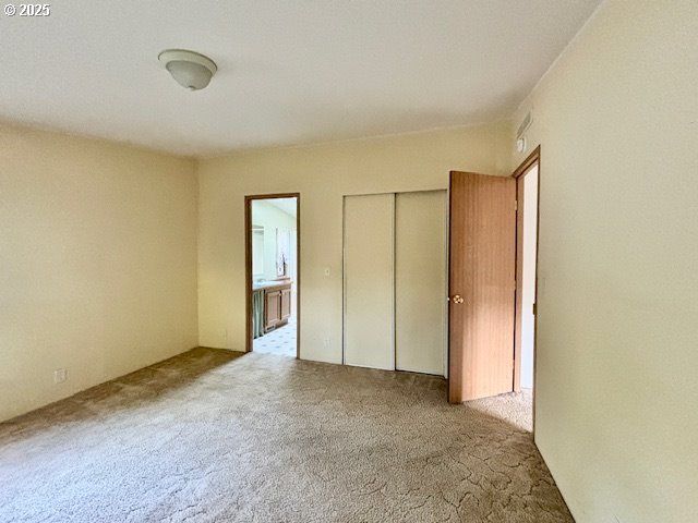 179 OUTER Dr, Florence, OR 97439