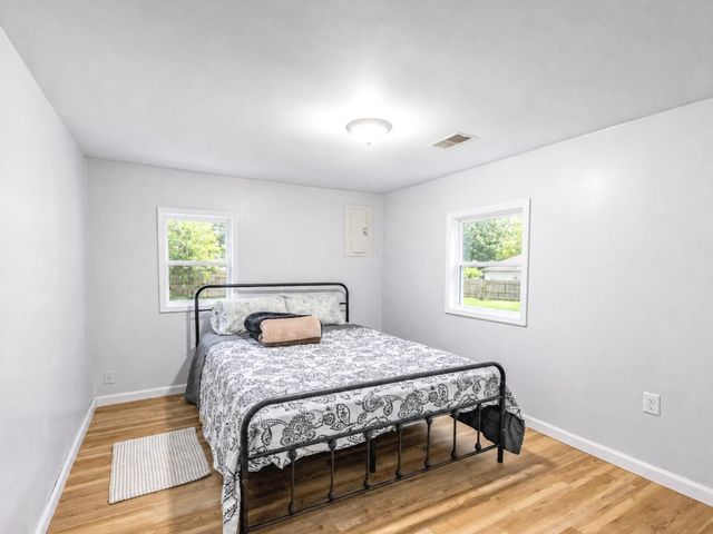 1216 Gould Street, Joliet, IL 60432
