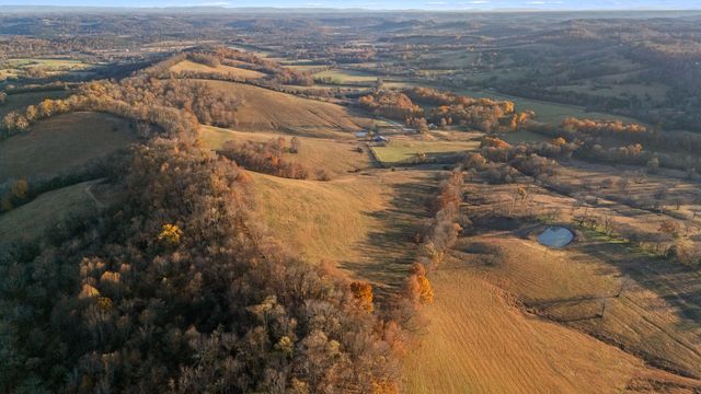 60 Groce Rd, Fayetteville, TN 37334