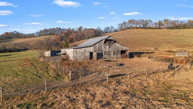 60 Groce Rd, Fayetteville, TN 37334