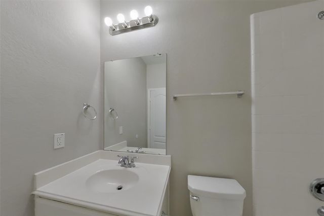 13702 Sun Bear Court, Crosby, TX 77532