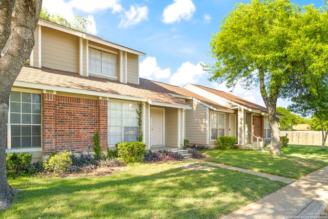 9140 Timber Path Unit 2204, San Antonio, TX 78250