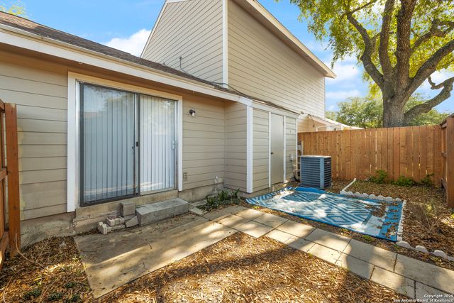 9140 Timber Path Unit 2204, San Antonio, TX 78250