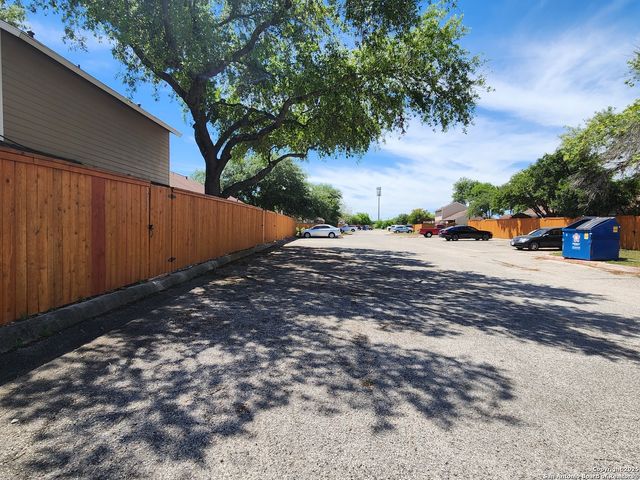 9140 Timber Path Unit 2204, San Antonio, TX 78250