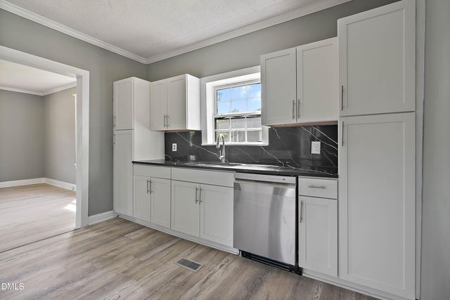 310 E E Street, Erwin, NC 28339