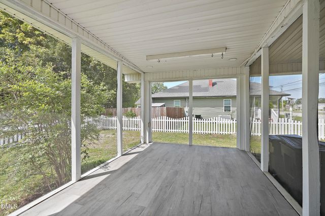 310 E E Street, Erwin, NC 28339