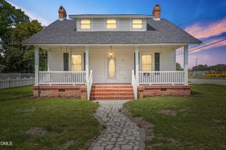 310 E E Street, Erwin, NC 28339