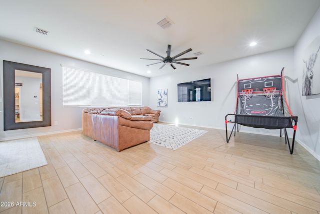 19640 W PINCHOT Drive, Buckeye, AZ 85396