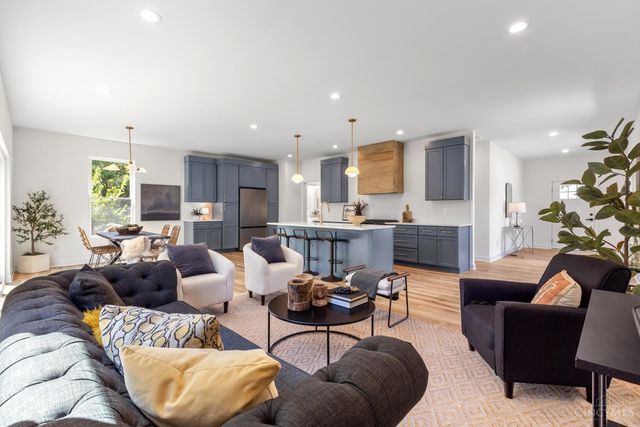 3730 Simpson Avenue, Fairfax, OH 45227