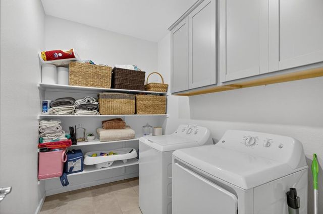 2036 Bacall Ct, Olivehurst, CA 95961