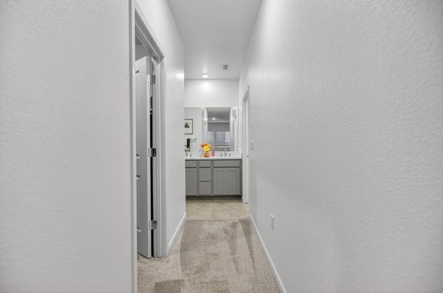 2036 Bacall Ct, Olivehurst, CA 95961